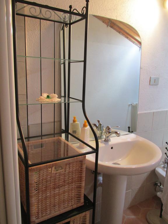 Agriturismo Arcobaleno Hotel Aramengo Kamer foto