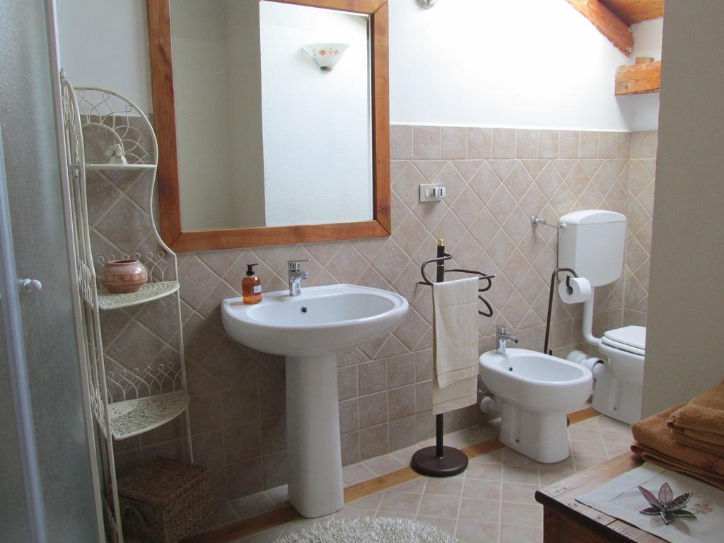 Agriturismo Arcobaleno Hotel Aramengo Kamer foto