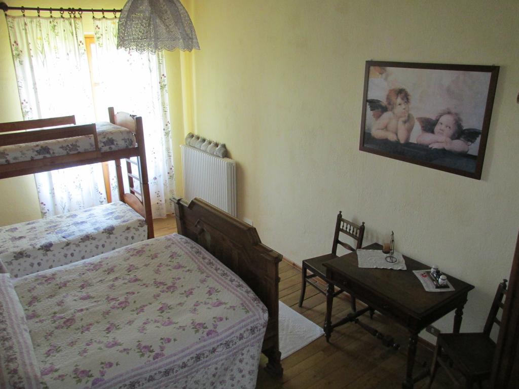 Agriturismo Arcobaleno Hotel Aramengo Kamer foto